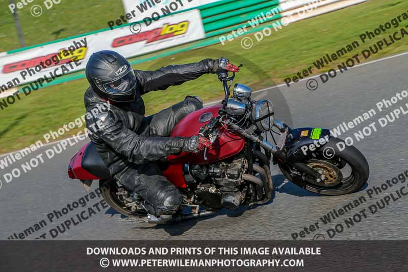 PJM Wedding Photography;enduro digital images;event digital images;eventdigitalimages;mallory park;mallory park photographs;mallory park trackday;mallory park trackday photographs;no limits trackdays;peter wileman photography;racing digital images;trackday digital images;trackday photos